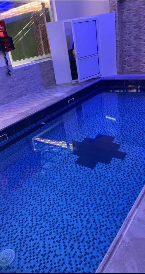 Apartment شاليه مارتيل